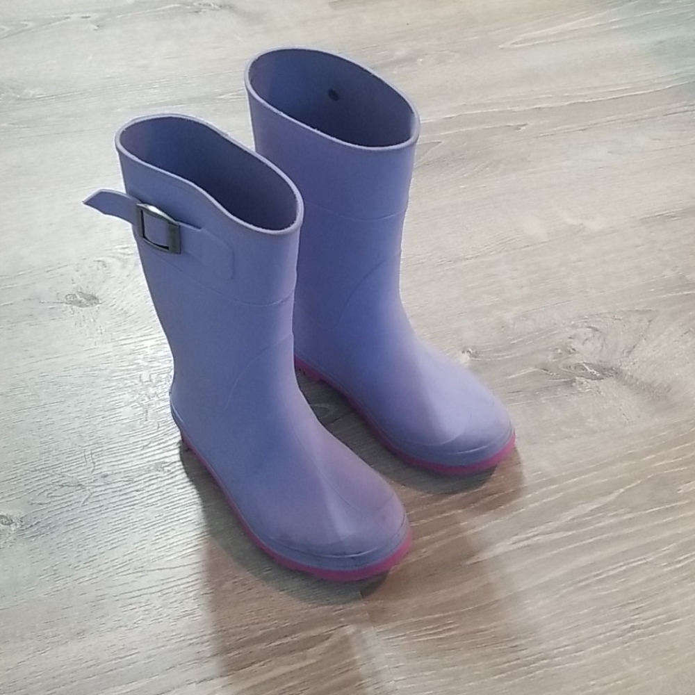 Kamik rain boots